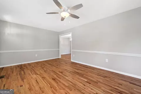 225 E Thomson Dr, Centerville, GA 31028 photo 7