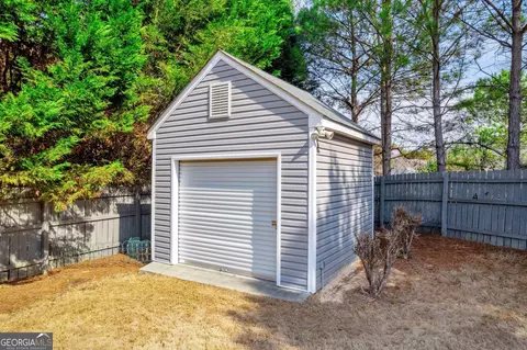 Exterior - 978 Compass Dr, Bethlehem, GA 30620 photo 8 of 15