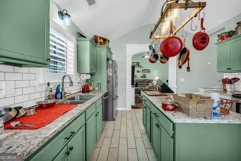 Kitchen - 978 Compass Dr, Bethlehem, GA 30620 photo 4 of 5