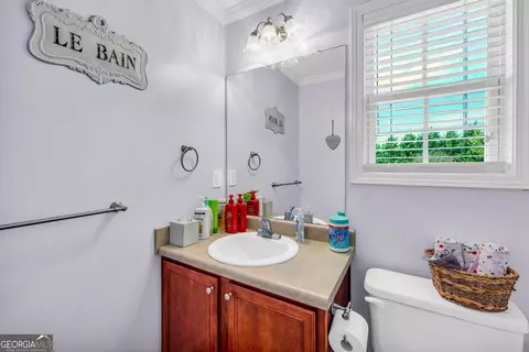 Bath - 978 Compass Dr, Bethlehem, GA 30620 photo 1 of 9