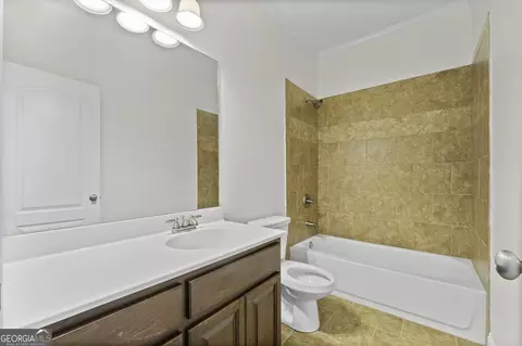 Bath - 728 Weathersby Chase, Hampton, GA 30228 photo 5 of 7