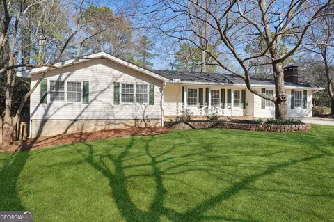 1900 Maxine Ln, Douglasville, GA 30135
