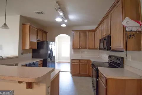 218 Jasmine Ln, Lagrange, GA 30241 photo 8