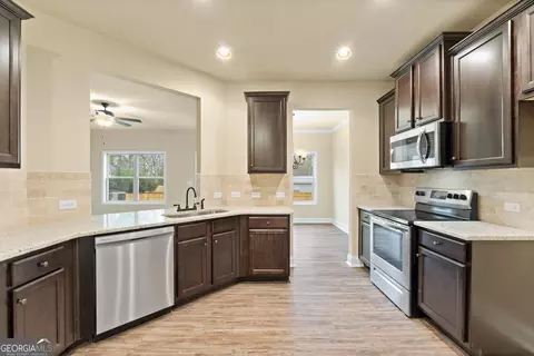 2404 Aukerman Trce #68, Hampton, GA 30228 photo 5
