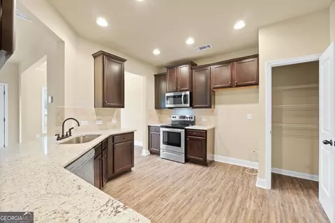 2404 Aukerman Trce #68, Hampton, GA 30228 photo 6