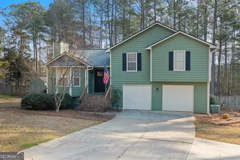 629 Locust Rd, Locust Grove, GA 30248