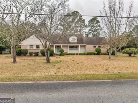 1520 Highland Ave, Dublin, GA 31021
