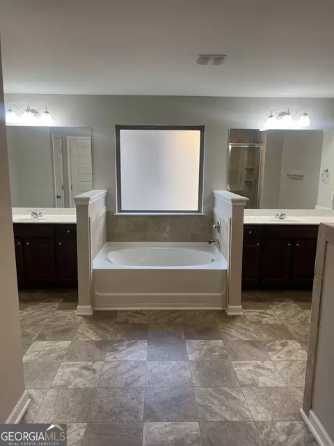564 Oakville Trl, Hampton, GA 30228 photo 19