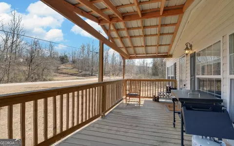 658 N Hicks Rd, Toccoa, GA 30577 photo 3