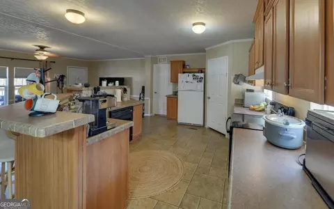 658 N Hicks Rd, Toccoa, GA 30577 photo 9