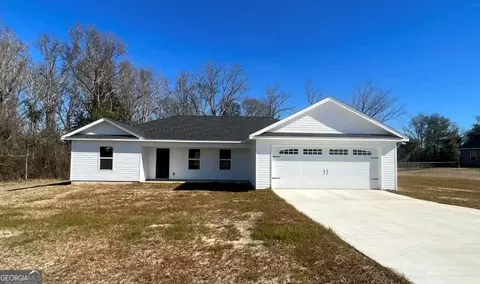 1028 Daniels Estate Dr, Dexter, GA 31019
