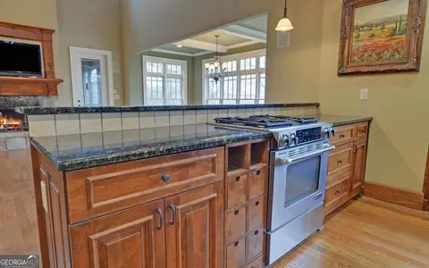 93 Cottage Ln, Toccoa, GA 30577 photo 6
