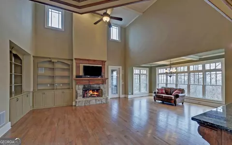 93 Cottage Ln, Toccoa, GA 30577 photo 9