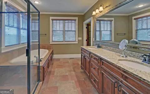 93 Cottage Ln, Toccoa, GA 30577 photo 24