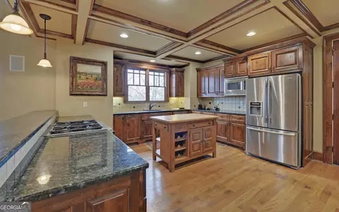 93 Cottage Ln, Toccoa, GA 30577 photo 5
