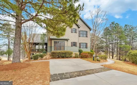 93 Cottage Ln, Toccoa, GA 30577 photo 2