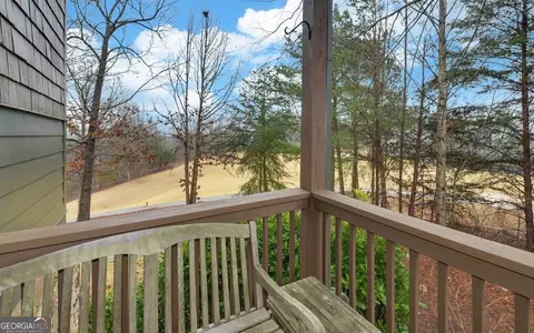 93 Cottage Ln, Toccoa, GA 30577 photo 4