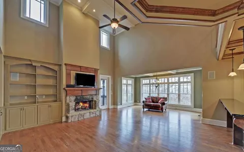 93 Cottage Ln, Toccoa, GA 30577 photo 10