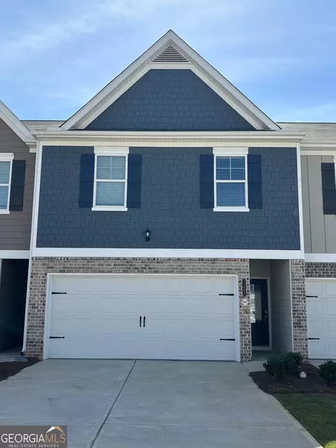 11694 Chatham Dr #90, Hampton, GA 30228