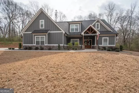 454 Williamson Dr, Williamson, GA 30292