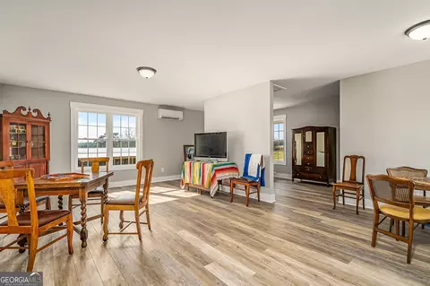 Dining - 168 Long Rd, Tignall, GA 30668 photo 5 of 7