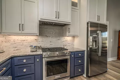 Kitchen - 168 Long Rd, Tignall, GA 30668 photo 4 of 7