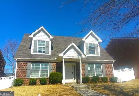 909 Hollybrook Dr, Stockbridge, GA 30281