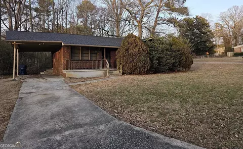 3450 Pine Forest Dr, Atlanta, GA 30354