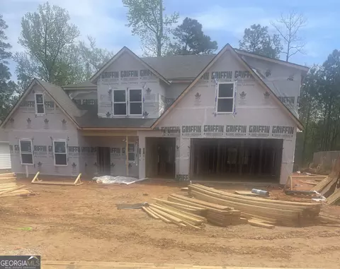 635 Whispering Pines Dr, Macon, GA 31211