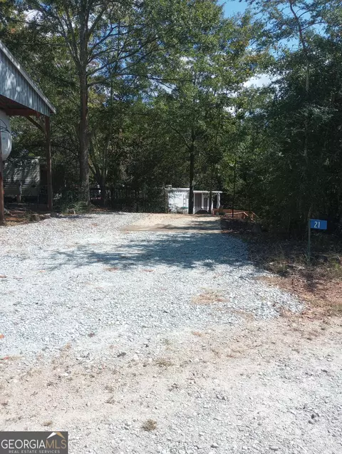 21 Sailors Way, Hartwell, GA 30643