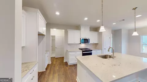 Kitchen - 109 Loch Ct, Lagrange, GA 30241 photo 2 of 6