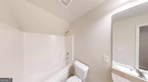 Bath - 109 Loch Ct, Lagrange, GA 30241 photo 7 of 8
