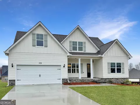Exterior - 109 Loch Ct, Lagrange, GA 30241 photo 9 of 12