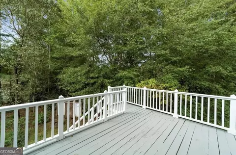 Exterior - 3006 White Oak Ct, Lagrange, GA 30240 photo 4 of 12