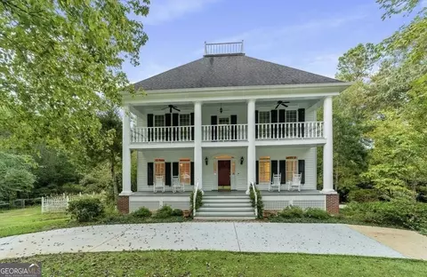 Exterior - 3006 White Oak Ct, Lagrange, GA 30240 photo 1 of 12