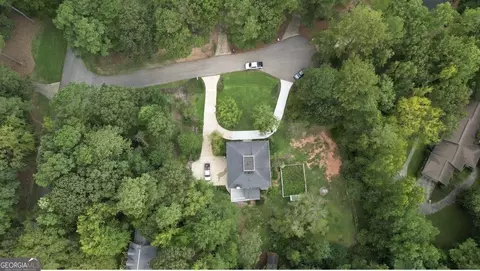 View/Area - 3006 White Oak Ct, Lagrange, GA 30240 photo 2 of 7