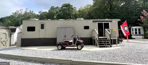 186 Holiday Loop, Cleveland, GA 30528