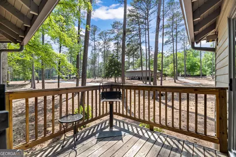Exterior - 2355 Sparkleberry Ln, Pine Mountain, GA 31822 photo 6 of 20