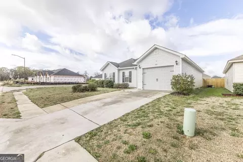 301 Collins Park Dr, Centerville, GA 31028 photo 2