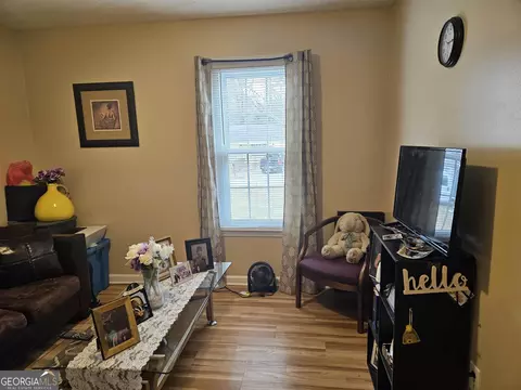 3237 Pawnee Dr, Rex, GA 30273 photo 13