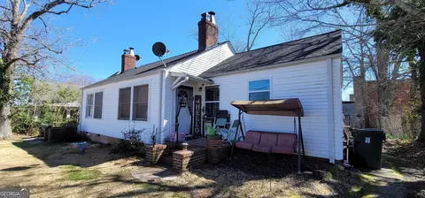 301 W 303 W Doyle St, Toccoa, GA 30577