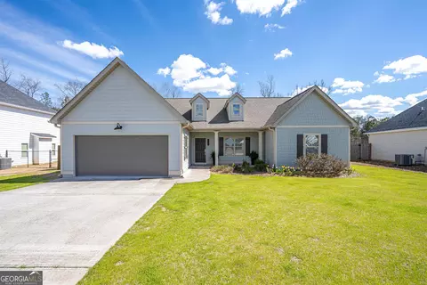 107 Springwood Dr, Carrollton, GA 30117