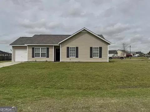 5053 Scotch Pine Ave, Statesboro, GA 30458