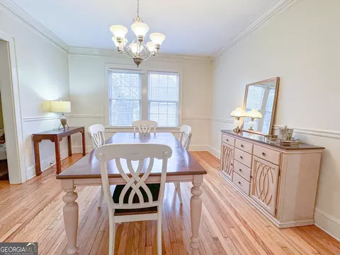 323 E 11th St, Rome, GA 30161 photo 5