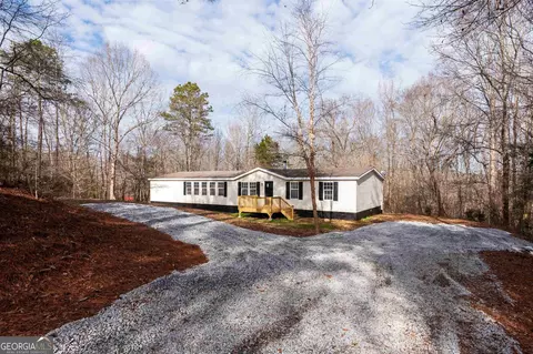 121 Mill Run Dr, Comer, GA 30629 photo 3