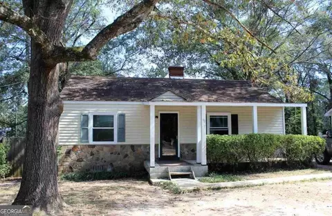 407 Thomas Blvd, Warner Robins, GA 31093