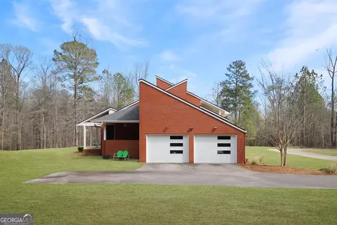103 Cedar Point Dr, Lagrange, GA 30241 photo 4