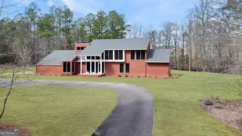 103 Cedar Point Dr, Lagrange, GA 30241 photo 2