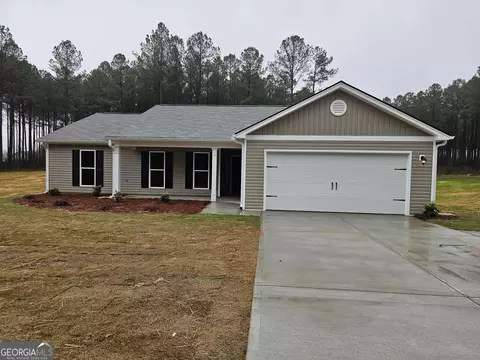 648 Walnut Dr #3, Hartwell, GA 30643