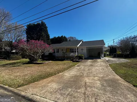 1400 Timbercrest Dr, Lawrenceville, GA 30045